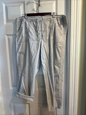 Sonoma Light Gray Cropped Drawstring Women's Pants